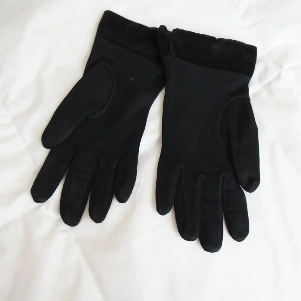 Black Vintage Gloves With Pointed Velvet Cuffs Size Medium